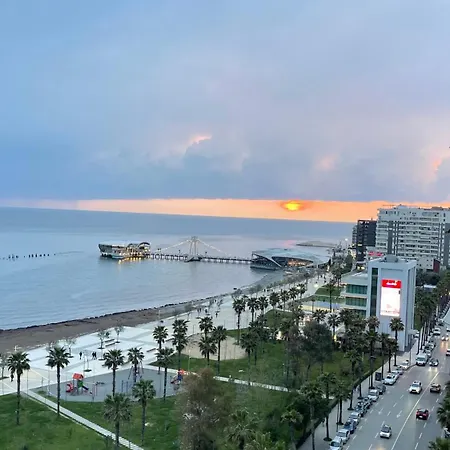 公寓 Beachfront With Full Seafront View Durrës