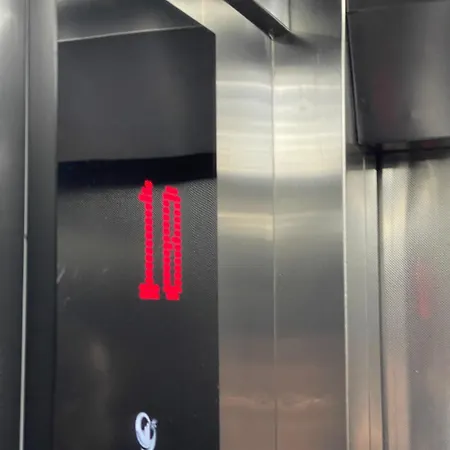 Апартаменты Beachfront With Full Seafront View *