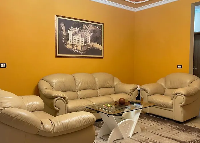 Beachfront With Full Seafront View 公寓 Durrës